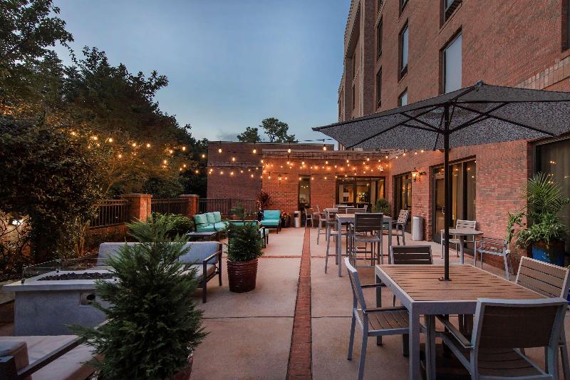 Hampton Inn Wilmingtonuniversity Area/smith Creek Station