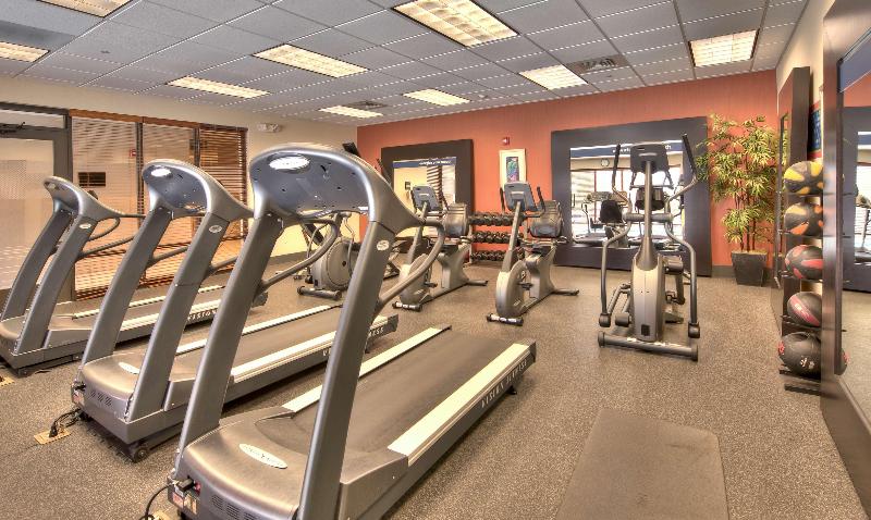 Hampton Inn Wilmingtonuniversity Area/smith Creek Station