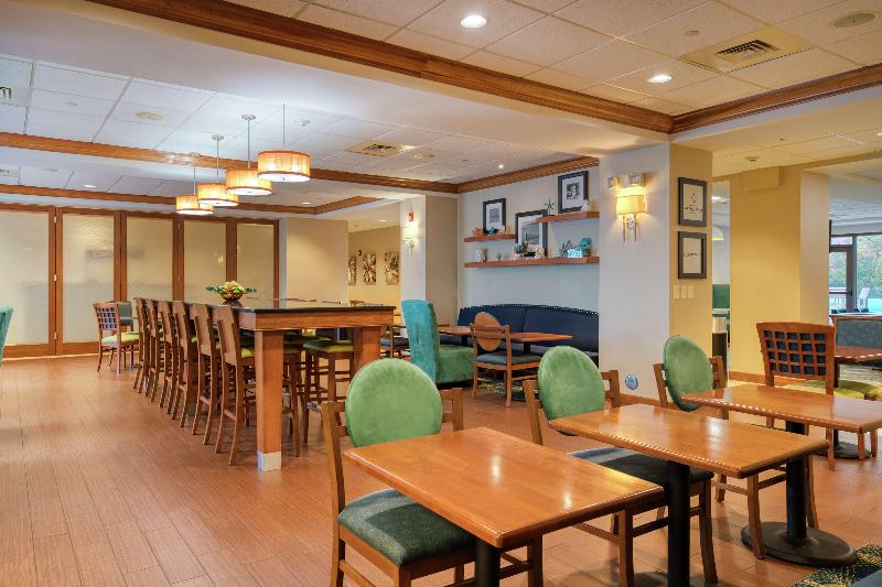 Hampton Inn Wilmingtonuniversity Area/smith Creek Station