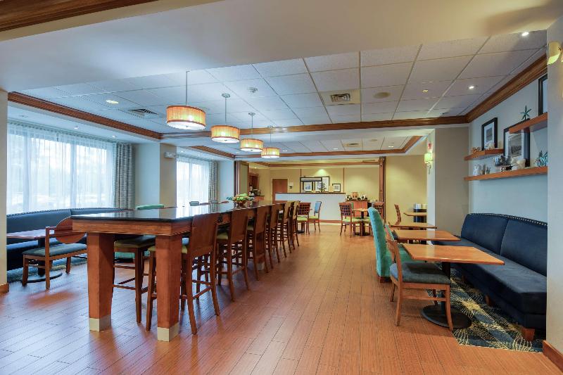 Hampton Inn Wilmingtonuniversity Area/smith Creek Station