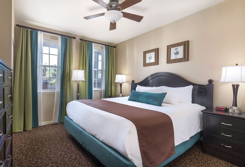 هتل Club Wyndham Governors Green