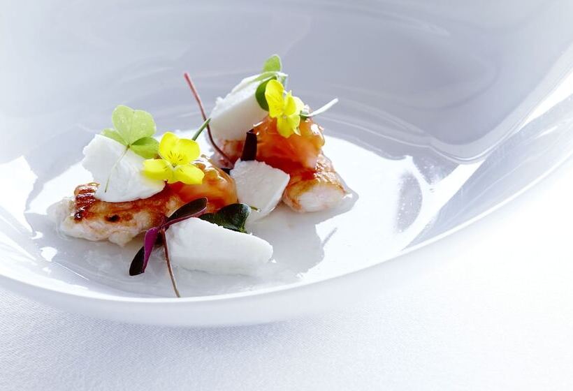 هتل Comwell Kongebrogaarden