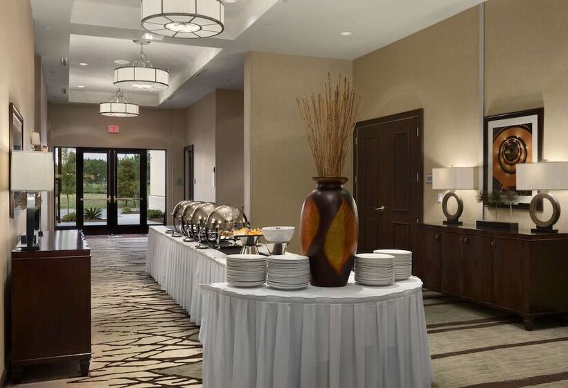 هتل Embassy Suites By Hilton Savannah Airport