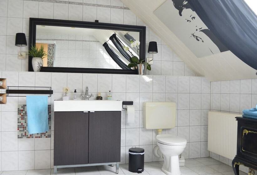 호텔 Gästehaus Gebauer