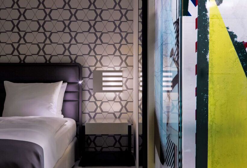 Fotos del hotel H10 Berlin Ku'damm:  22