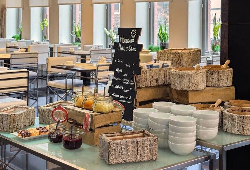 Fotos del hotel H10 Berlin Ku'damm:  45