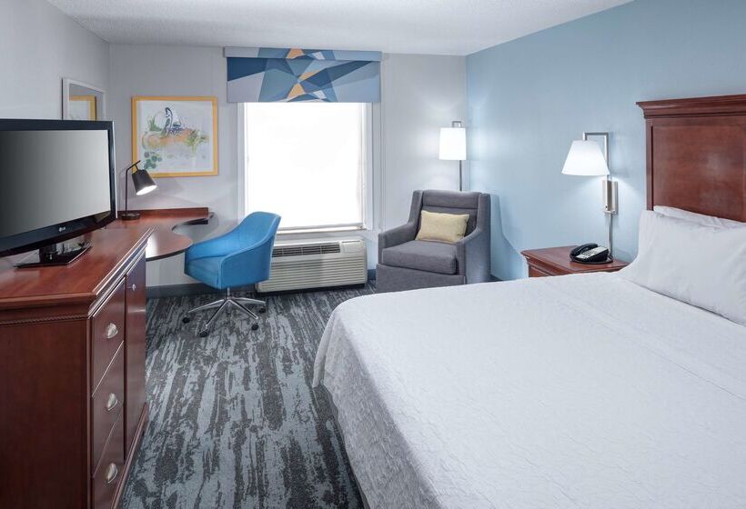 هتل Hampton Inn & Suites Jackson