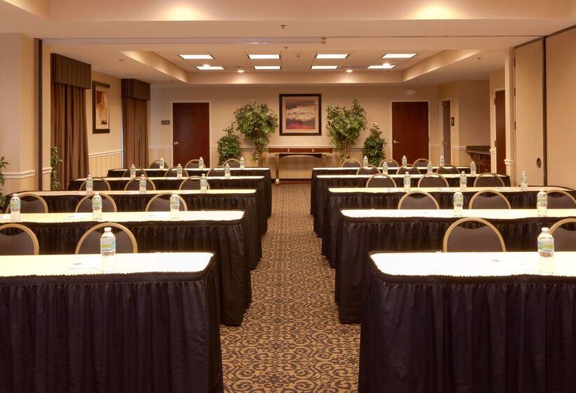 هتل Hampton Inn Suites Jacksonville Airport