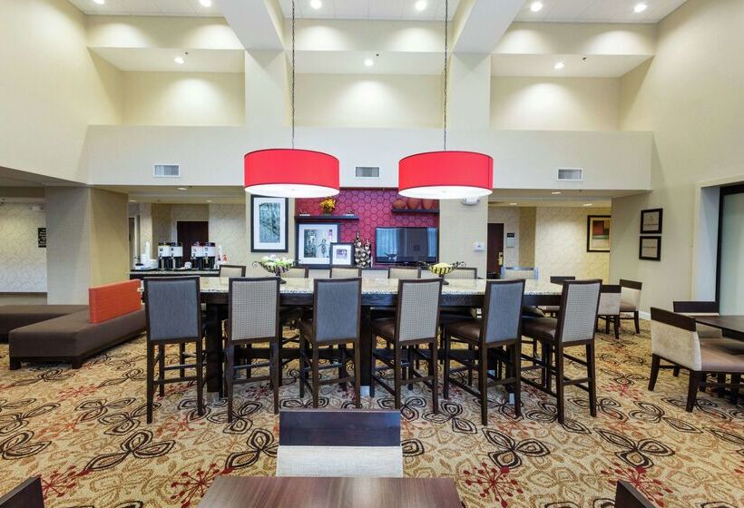 هتل Hampton Inn And Suites Jacksonville Airport