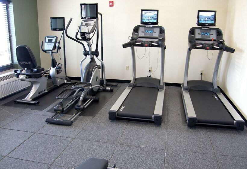 هتل Hampton Inn & Suites Lincoln   Northeast I 80