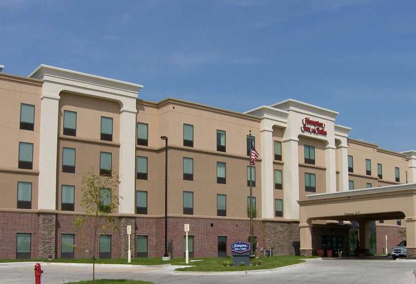 هتل Hampton Inn & Suites Lincoln   Northeast I 80
