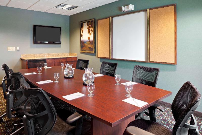 هتل Hampton Inn & Suites Lincoln   Northeast I 80