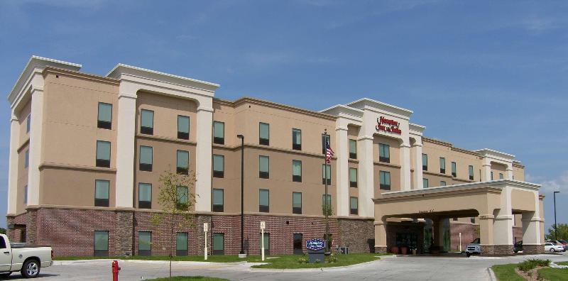 هتل Hampton Inn And Suites Lincoln Northeast I 80