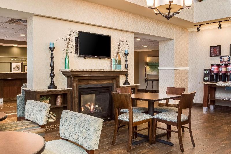 هتل Hampton Inn & Suites Lincoln   Northeast I 80