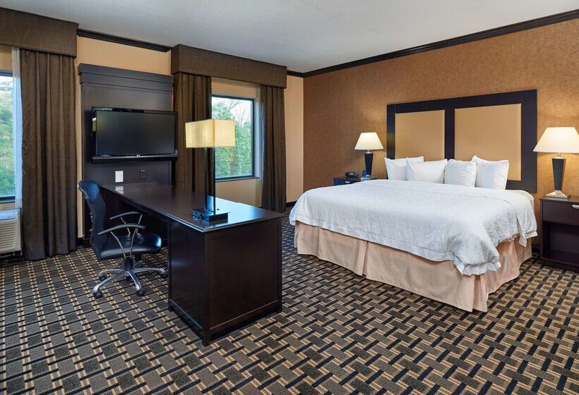 هتل Hampton Inn And Suites Longview