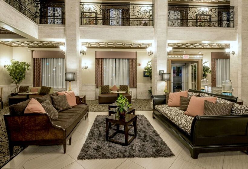 هتل Hampton Inn & Suites Montgomery Downtown