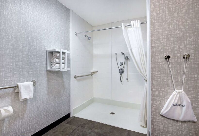 فندق Hampton Inn & Suites Nacogdoches