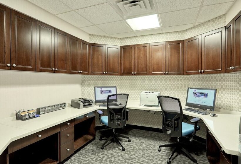 בית מלון כפרי Hampton Inn & Suites Parsippany/north