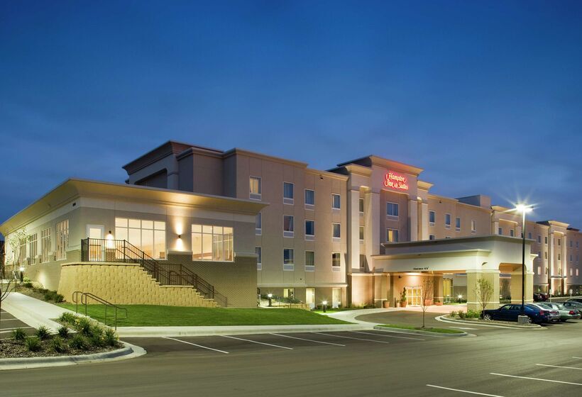 هتل Hampton Inn & Suites Rochester North