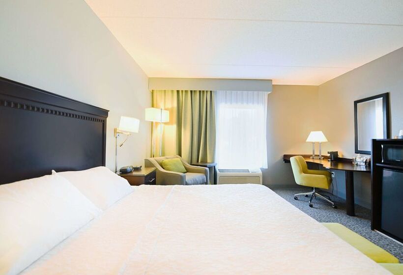호텔 Hampton Inn Suites Smithfield