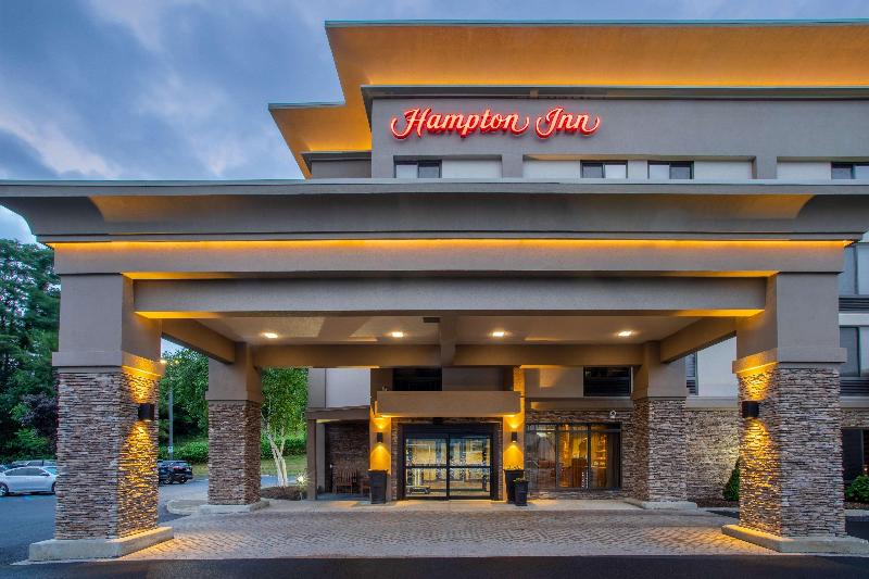 Отель Hampton Inn Fishkill