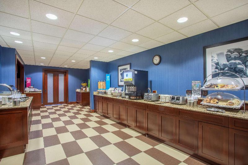Отель Hampton Inn Fishkill
