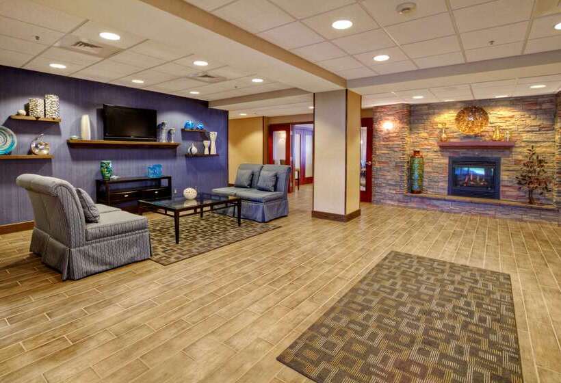 בית מלון כפרי Hampton Inn Great Falls