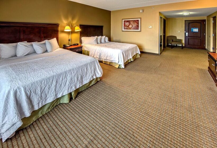 هتل Hampton Inn Rochesterirondequoit