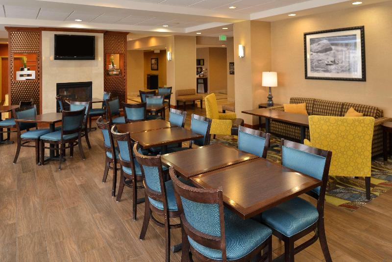 בית מלון כפרי Hampton Inn Rock Springs