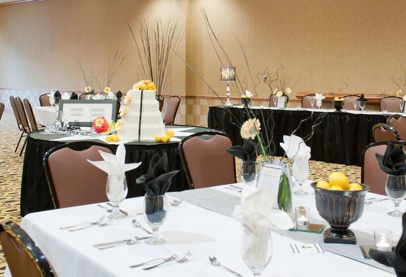 هتل Hampton Inn & Suites Columbia At University