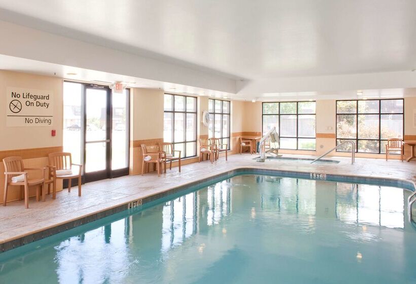 هتل Hampton Inn & Suites Columbia At University