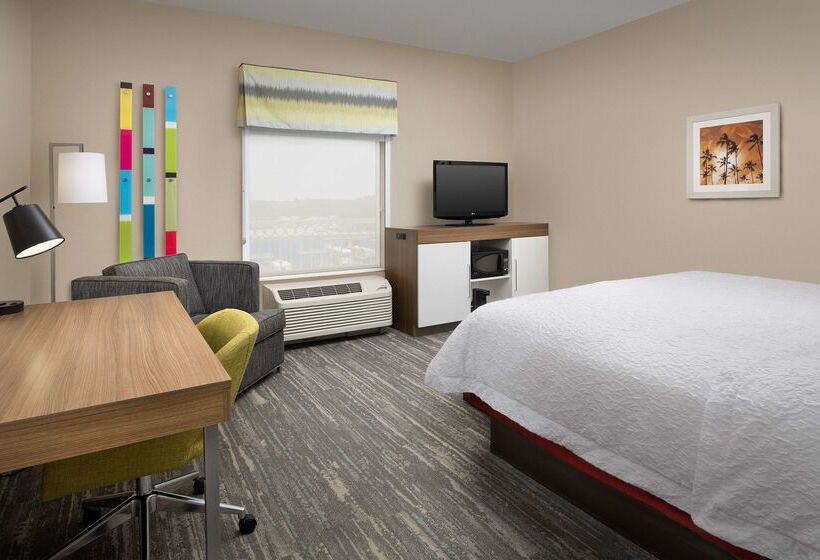 هتل Hampton Inn & Suites Lake City