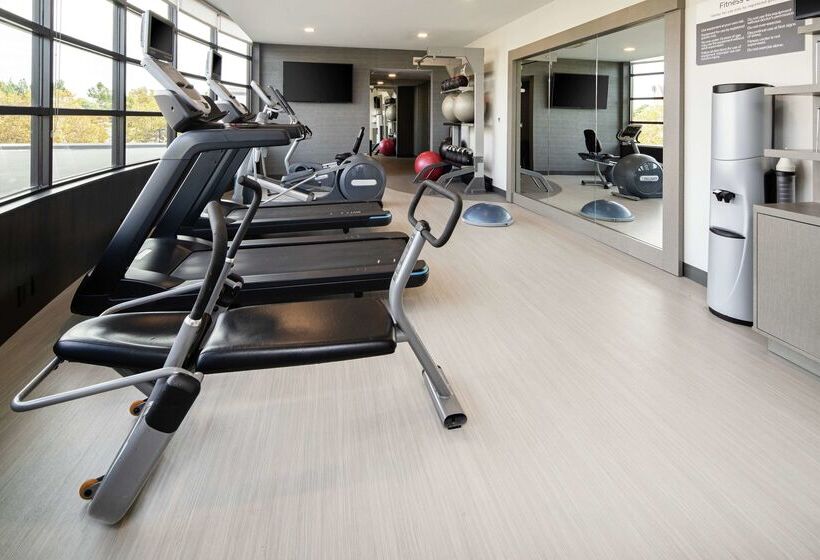 هتل Hilton Garden Inn Irvine Spectrum Lake Forest