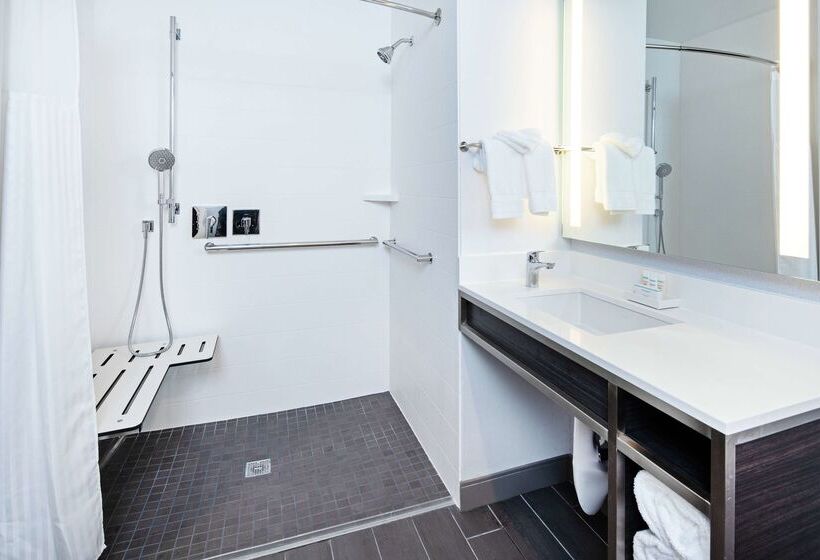 هتل Hilton Garden Inn Irvine Spectrum Lake Forest