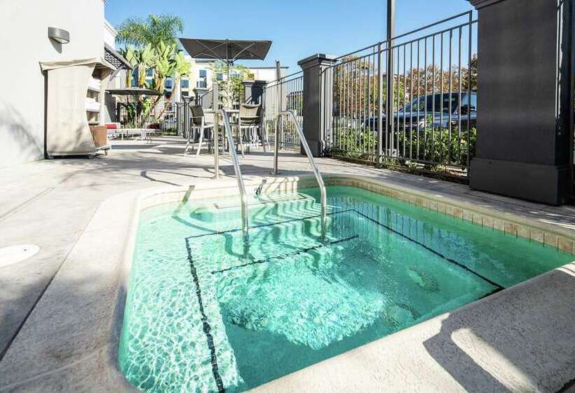 هتل Hilton Garden Inn Irvine Spectrum Lake Forest