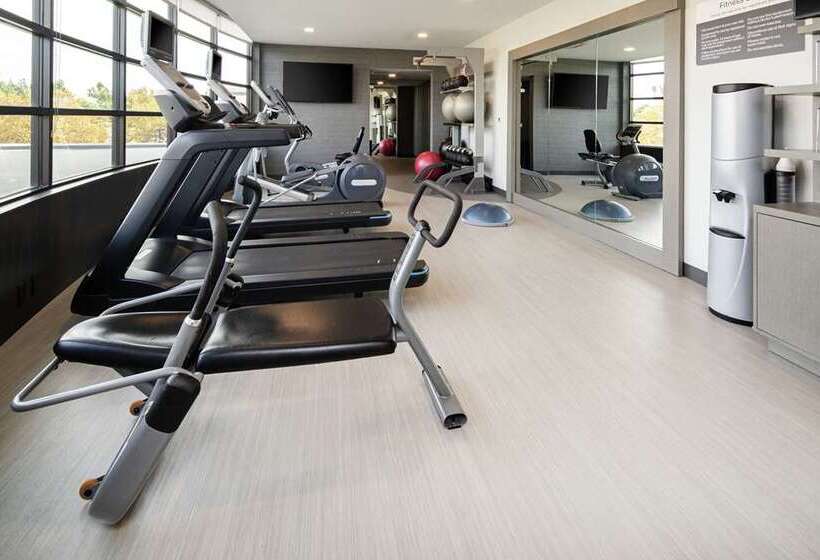 هتل Hilton Garden Inn Irvine Spectrum Lake Forest