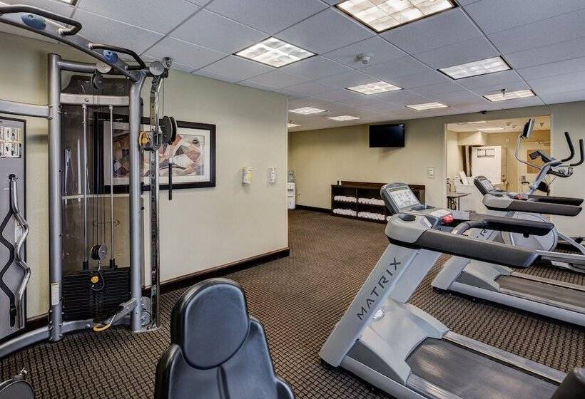 هتل Holiday Inn Express   Columbus   Dublin, An Ihg