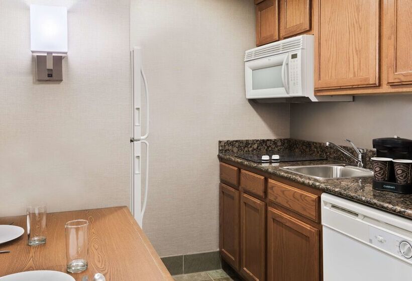 هتل Homewood Suites By Hilton Buffalo/amherst