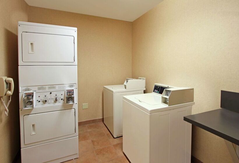 هتل Homewood Suites By Hilton Chesapeakegreenbrier