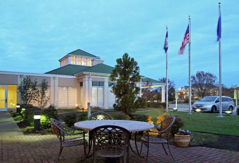 هتل Homewood Suites By Hilton Chesapeakegreenbrier