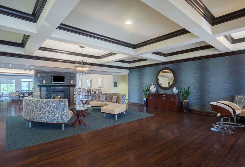 هتل Homewood Suites By Hilton Louisvilleeast