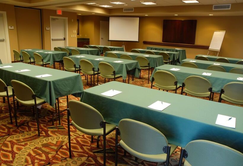 هتل Homewood Suites By Hilton Rock Springs