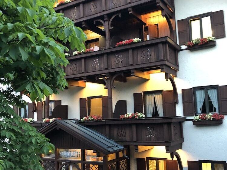 Hotel Krone Tirol