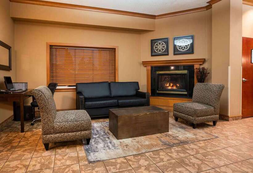 هتل La Quinta By Wyndham Portland Airport