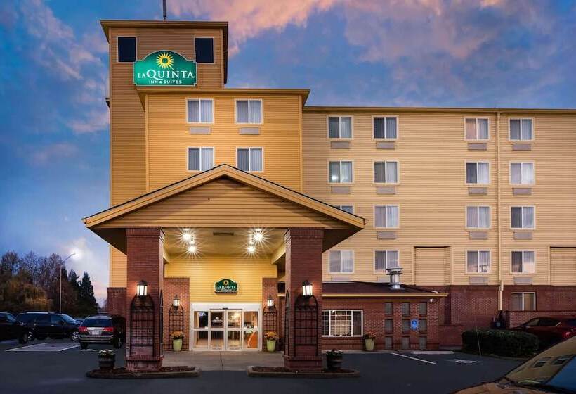 هتل La Quinta By Wyndham Portland Airport