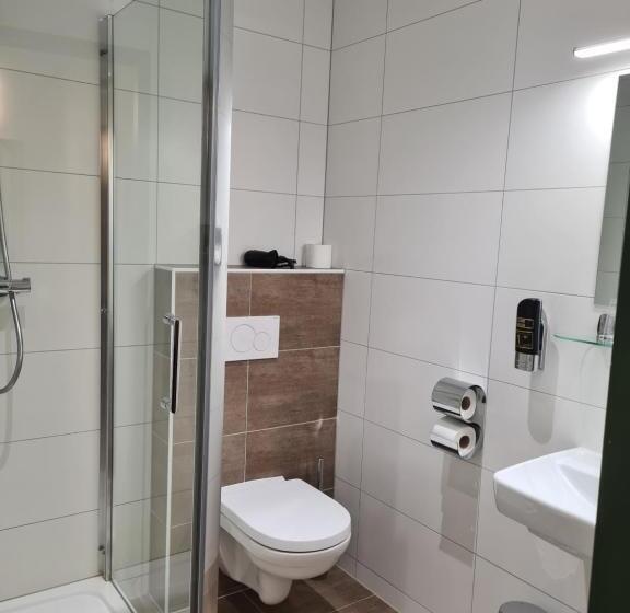 Fotos del hotel Pension Anifalstaff:  36