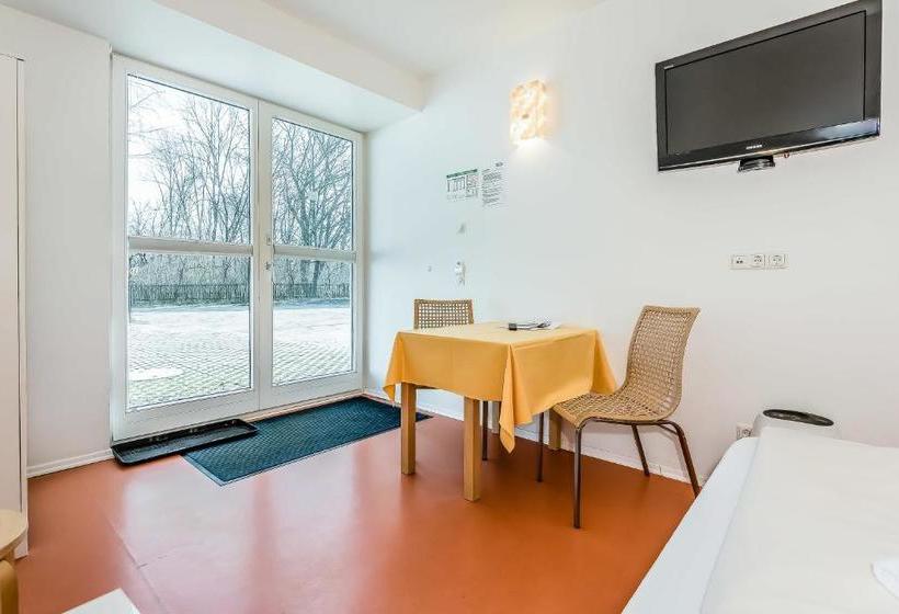 فندق Pension Carl Aschheim