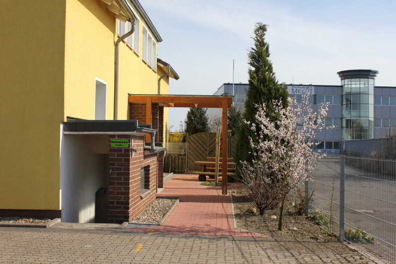 فندق Privatzimmer Laatzen