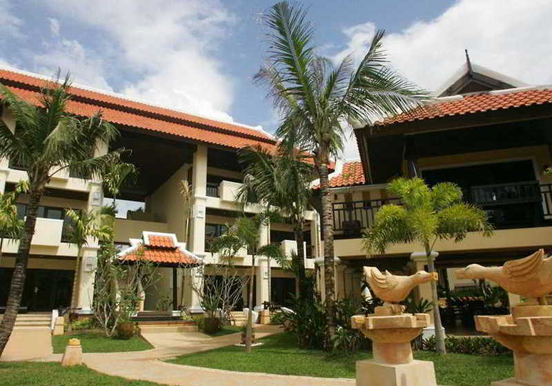 Hotel Akyra Beach Resort Phuket