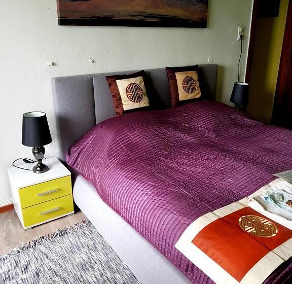 هتل Stayincologne